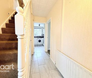 3 bedroom semi-detached house to rent - Photo 4