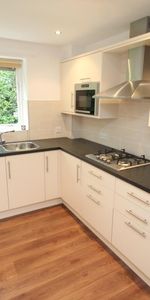 2 bedroom apartment to rent - Photo 3