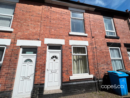 2 bedroom terraced house to rent - Photo 3