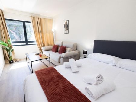 Apartamento de alquiler en Avenida de la Osa Mayor, 32, Aravaca - Photo 2