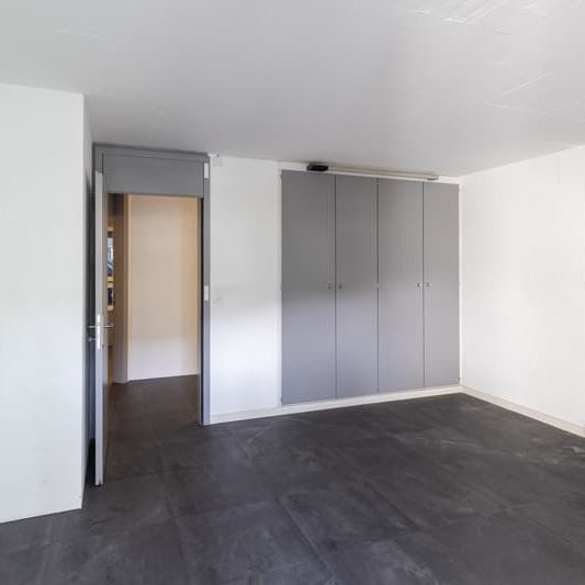 Helle 4.5-Zimmer-Wohnung mit Balkon in Adliswil – sofort verfügbar! - Photo 1