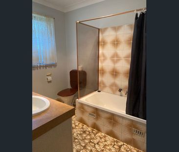 Tidy One Bedroom Unit - Photo 5