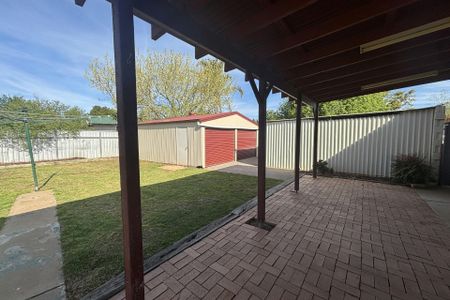 THREE BEDROOM HOME - Photo 5