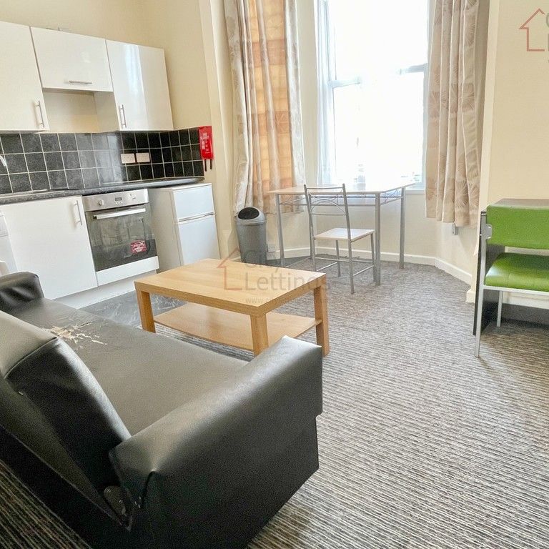 1 Bedroom Flat - Photo 1