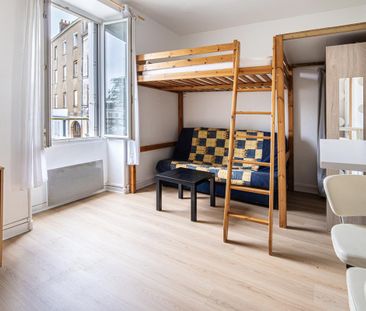 Location Appartement 1 pièce Meublé 20m² NANTES 44000 - Photo 1