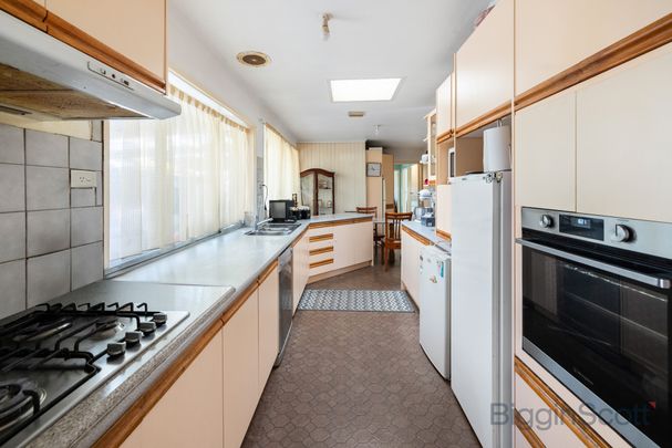 Comfortable Living in the heart of Deer Park - Photo 1