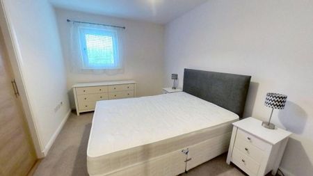 2 bedroom flat to rent - Photo 4