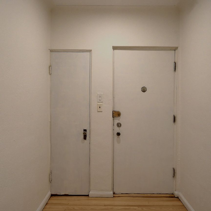 Apartment for rent, Montréal (Côte-des-Neiges/Notre-Dame-de-Grâce) - Photo 1