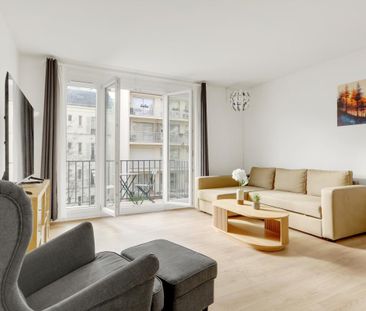 Location Appartement 2 pièces Meublé 60m² PARIS 15ème - Photo 1