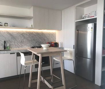 Fantastic 2 Bedder 2 Bath + Study With City Views - Photo 6