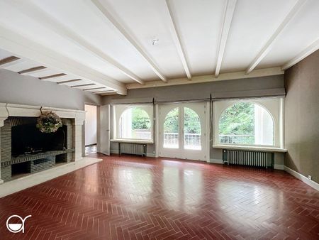 Residentiële karaktervolle villa gelegen Eikeldreef 17 Sint-Martens- Latem op 2.550m². - Photo 2