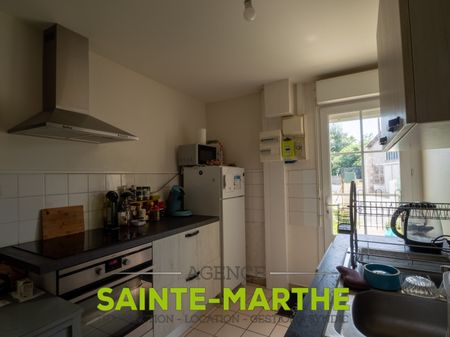 Petit maison avec Jardinet et garage - Photo 5