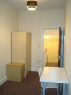 8 Bed student house in Fallowfield - Photo 1