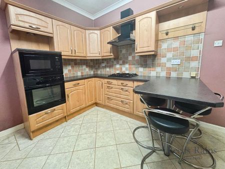 2 bedroom terraced house to rent - Photo 4