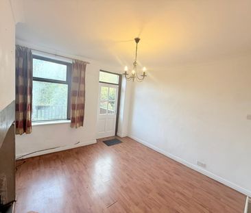 2 bedroom house to rent - Photo 1