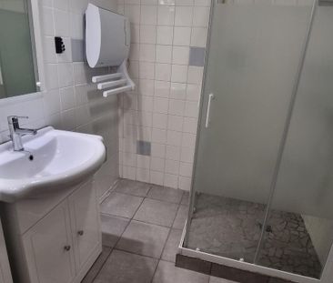 Location Appartement 2 pièces 60m² VILLENEUVE SUR LOT 47300 - Photo 2