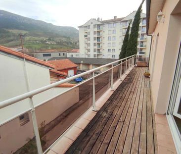 Location Appartement 3 pièces 71m² MILLAU 12100 - Photo 4
