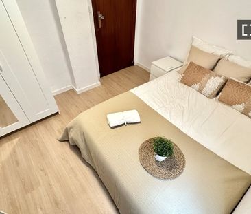valencia, Valencian Community 46020 - Photo 6