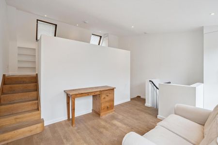 6 bedroom townhouse to rent - Photo 3