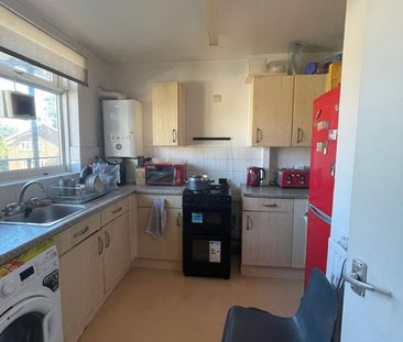 Room in a Shared Flat, Ethel Rankin Court, SW6 - Photo 5
