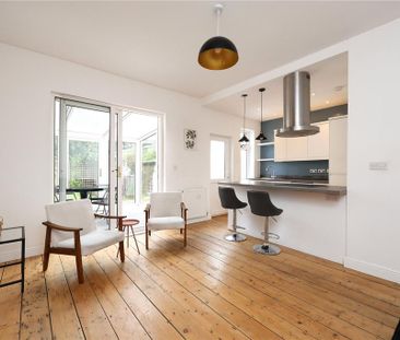 4 bedroom semi-detached house to rent - Photo 6