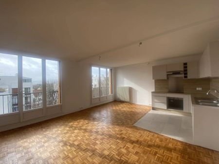 Superbe F3 à 20 minutes à pied de la gare RER A de Chatou-Croissy - Photo 3