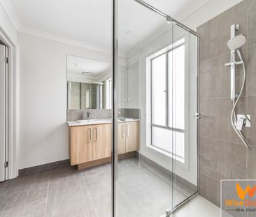 NEAR-NEW CLYDE HOME! - Photo 6