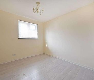 Dunnock Road, Beckton, E6 - Photo 3