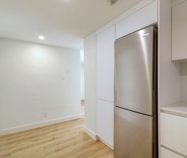 3555 Cote-des-Neiges Road - Photo 1