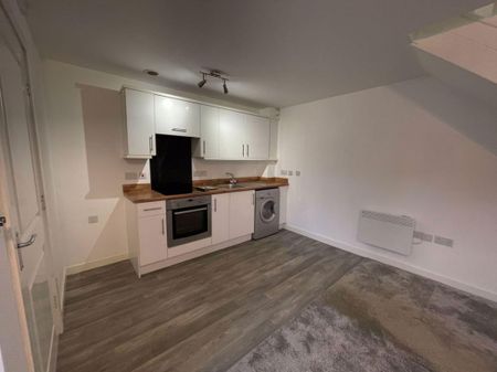 Carrfield, Hyde, Greater Manchester, SK14 4AR - Photo 3