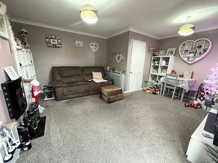 3 bedroom house to rent - Photo 2