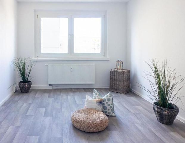 3-Raum-Wohnung mit Balkon nahe Markuskirche - Photo 1