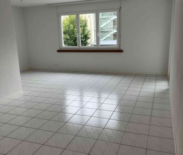 2.5 Zimmer, 60 m², 1. Stock - Foto 6