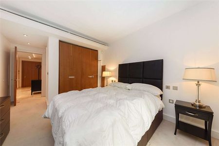 Stylishly furnished one bedroom flat in a prestigious development in Knightsbridge with 24hr concierge, pool and gym facilities. - Photo 4