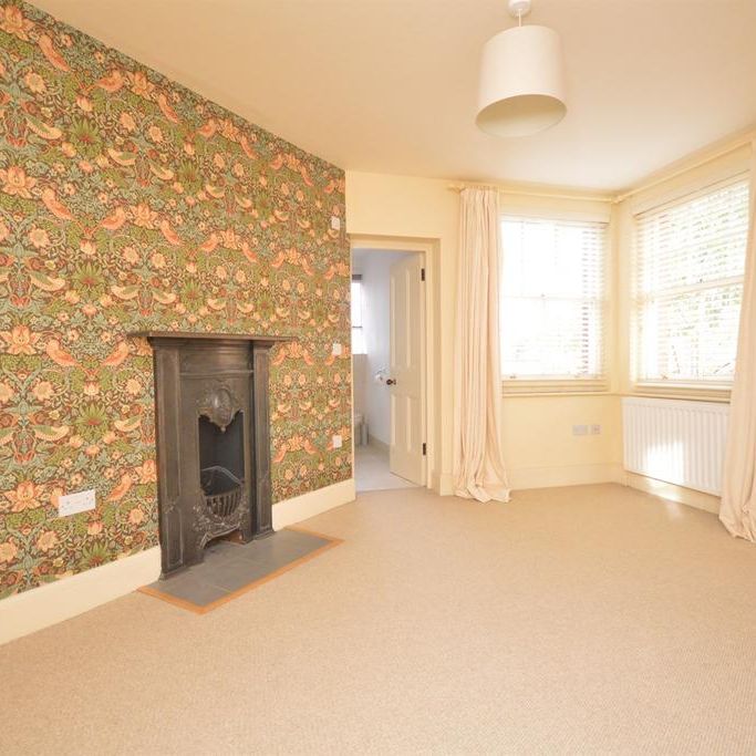 2 bedroom terraced house to rent - Photo 1