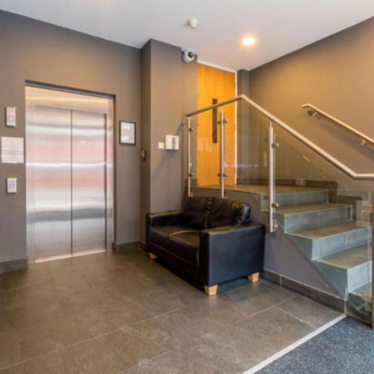 1 Bed Flat, The Chandlers, LS2 - Photo 2