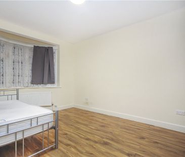 Edenvale Road, Mitcham, CR4 2DN - Photo 3