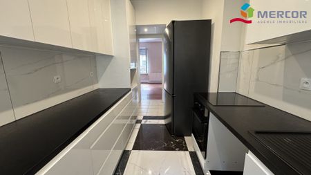 Location Appartement 4 pièces 87m² STRASBOURG 67000 - Photo 4