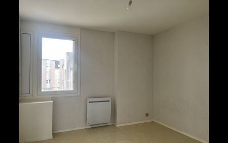 Location Appartement 3 pièces 63 m² La Châtre - Photo 5