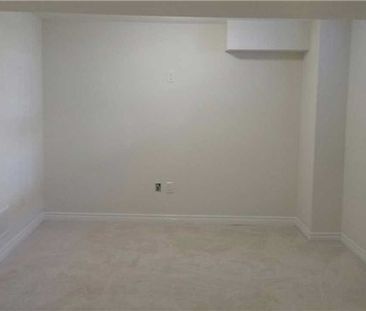 For Lease - 123 Huguenot Road, Oakville, Ontario - Photo 4