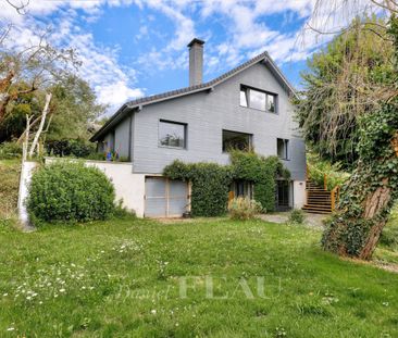 Rueil-Malmaison - Maison familiale avec jardin, beaux volumes. - Photo 6