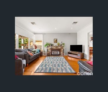 Ideal Family Home - Photo 1