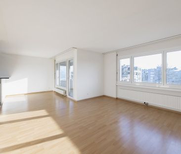 Wohnen im Herzen von Niederhasli - Photo 1