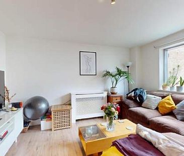 2 bedroom property to rent in London - Photo 6