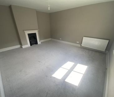 5 bedroom farm house to rent - Photo 1