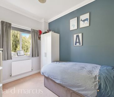 Lower Green Gardens, Worcester Park - Photo 4