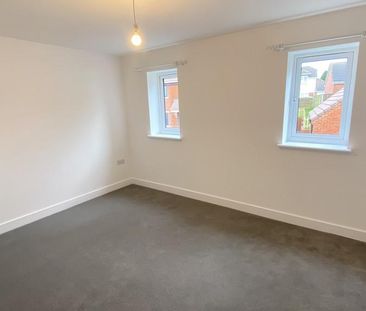 3 bedroom detached house to rent - Photo 4