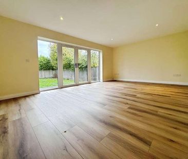 High Street, Heytesbury, BA12 - Photo 1