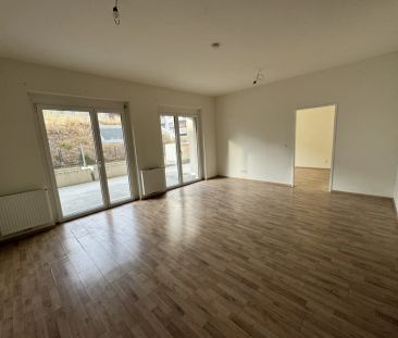 Kompakte günstige 2 -Zimmer Erdgeschoßwohnung mit 35 m² Terrasse- u... - Photo 2