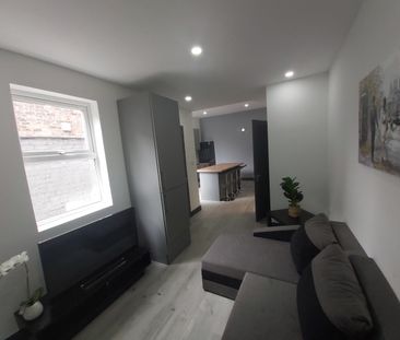 Room in a Shared House, Liverpool, L4 - Photo 2